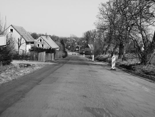 147 km/h. To niechlubny rekord prędkości w Wieży koło Gryfowa Śl.