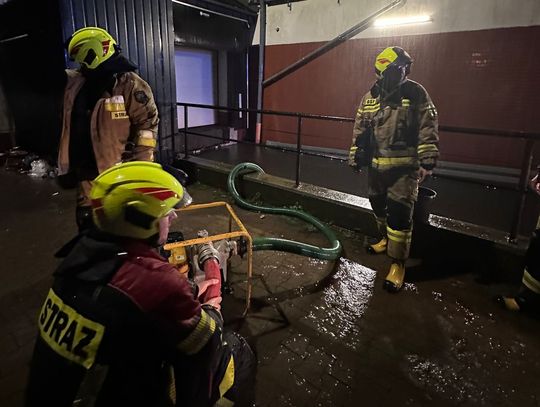 231 interwencji. Strażacy na pierwszej linii walki z powodzią