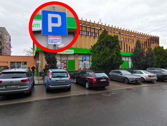 Lubań. Parking tylko dla klientów sklepu, gdzie parkować w centrum