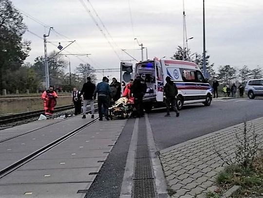 Aktualizacja. Potrącenie na przejeździe kolejowym