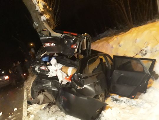 Aktualizacja. Wjechał w tył stojącej na drodze Alfy?