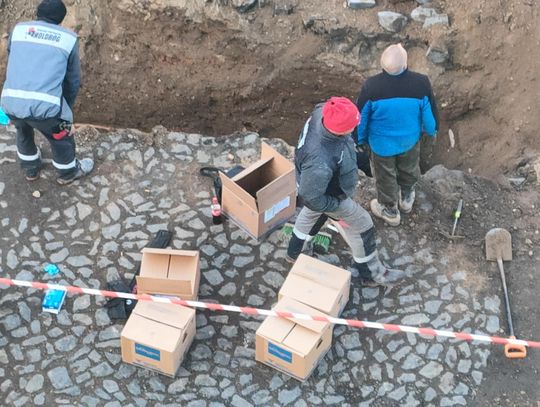 Lubań. Archeolodzy dalej mocno zajęci. Kolejne znalezisko na placu Lompy