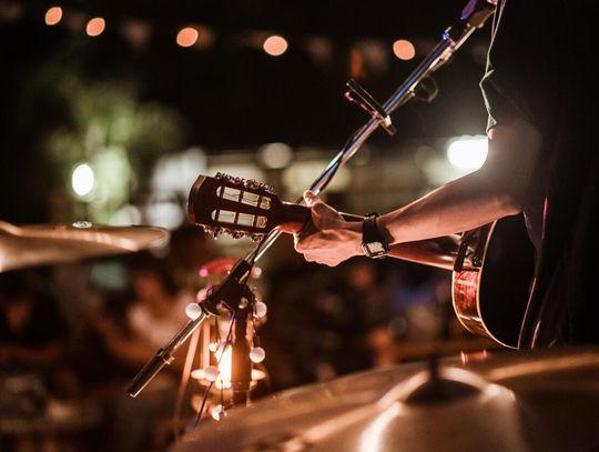 Borowice znów zagrają poezją. Przed nami festiwal „Gitarą i…”