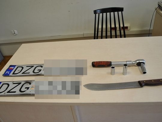 Chcieli ukraść katalizator. Wpadli na gorącym uczynku
