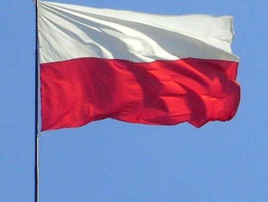 Czy wiesz, jak prawidłowo wywieszać flagę narodową?