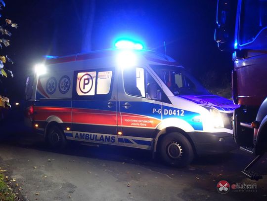 Dramat na sąsiedzkim spotkaniu w Mściszowie. Dzięki szybkiej reakcji uratowano życie 65-latka