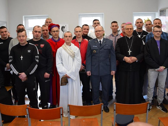 Dwudziesta siódma wizyta Biskupa w Zakładzie Karnym w Zarębie