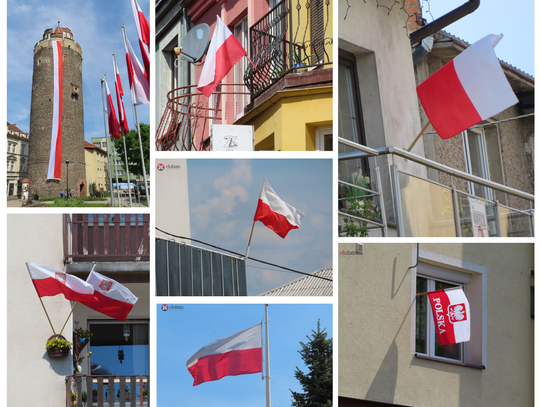 Dzień Flagi z honorami. Flagi na domach i uroczystość w PSP