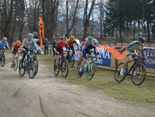 Juniorzy młodsi na podium