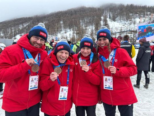 Kolejny sukces Kasi Lesiewicz! Brązowy medal polskiej sztafety w narciarstwie biegowym