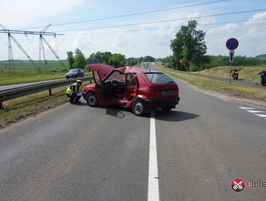 Kolizja na zjeździe w kierunku autostrady