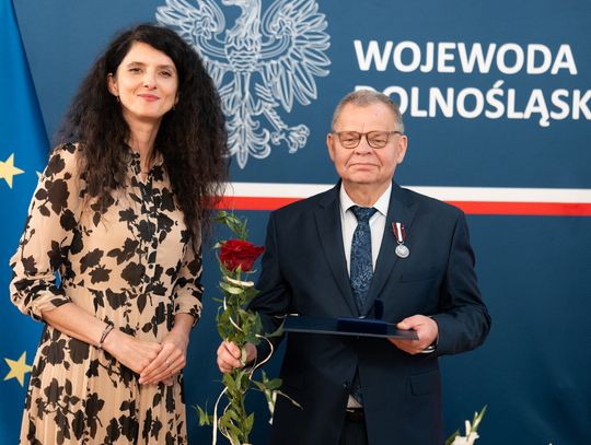 Konrad Rowiński odznaczony za zasługi dla samorządu terytorialnego