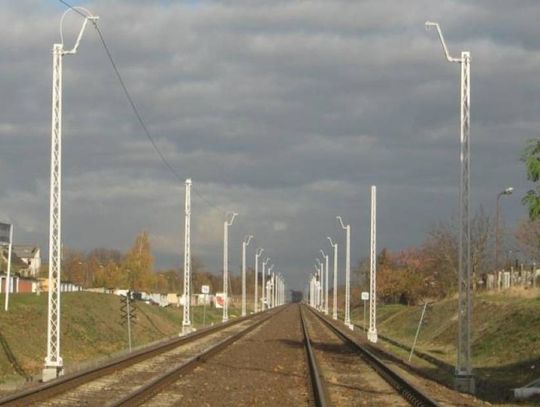 Ktoś ukradł fragment sieci trakcyjnej na trasie Węgliniec - Zgorzelec