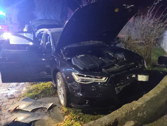 Leśna. Rozbili kradzione Audi?