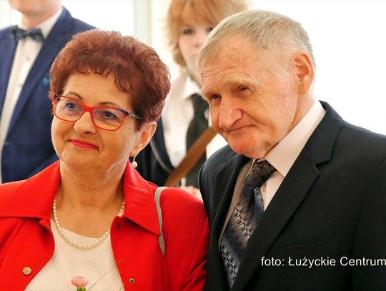 Lubań. Złoci Jubilaci odebrali medale od Prezydenta