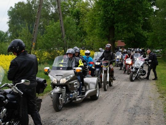 Motocykliści w Siekierczynie