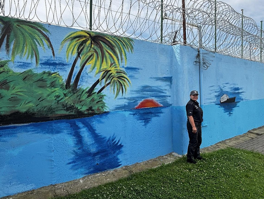 Mural w Zakładzie Karnym w Zarębie. Sztuka jako narzędzie resocjalizacji