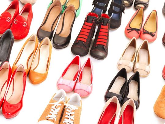 Najmodniejsze buty tego lata – styl na wysokim obcasie (i nie tylko)