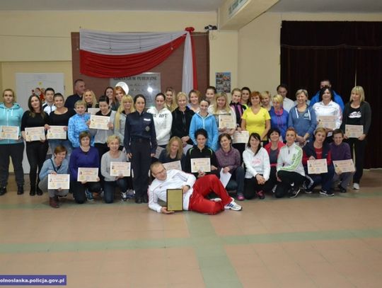 Niepokonane, poczuj się bezpieczna