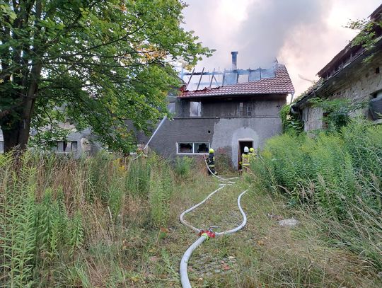 Nocny pożar budynku mieszkalnego w Nawojowie Śląskim