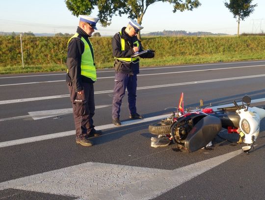 Osobówką potrąciła motorowerzystę