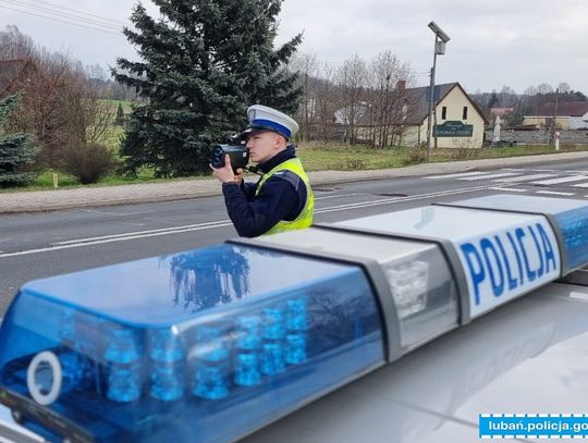 Pijany kierowca usiłował przekupić policjantów