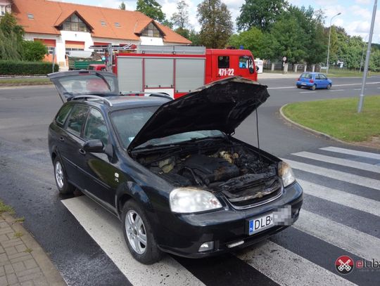 Płonące auto na ul. Wrocławskiej