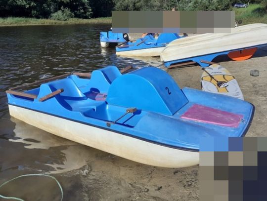 Po pijaku wypchnął żonę z roweru wodnego do jeziora
