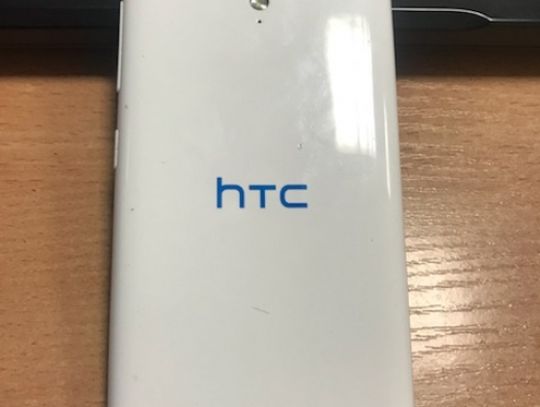 Policja szuka właściciela telefonu HTC