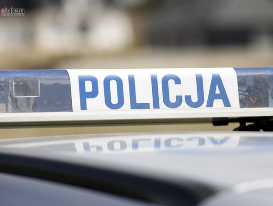 Policjanci poszukują świadków kolizji na DW 296 w Pisarzowicach