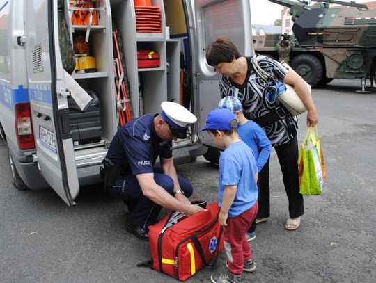 Policjanci z Lubaniu prezentowali sprzęt służbowy podczas