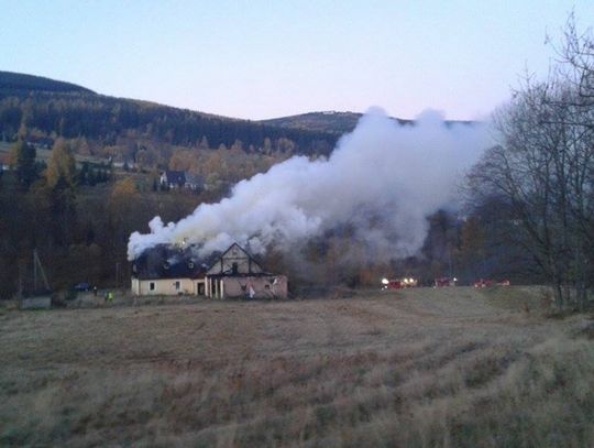 Pożar budynku socjalnego w Świeradowie-Zdroju