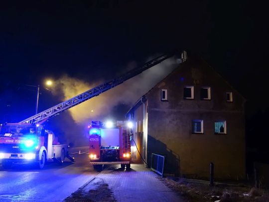 Pożar sadzy w kominie. Zamknięty ruch na ul. Łużyckiej