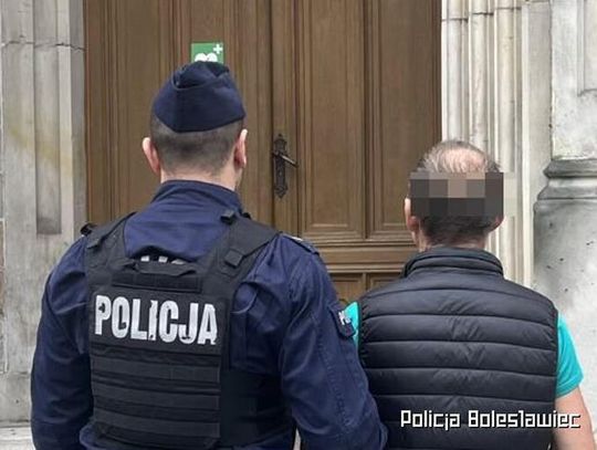 Sąd wydał wyrok w dwa dni. Nietrzeźwy kierowca z Ukrainy uderzył w bariery na A4