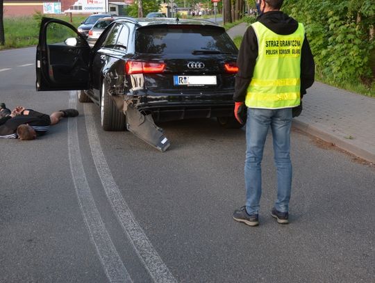 SG po pościgu zatrzymała narkotykowych kurierów
