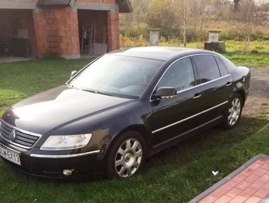 Skradziono VW Phaeton. Pomóż go odnaleźć