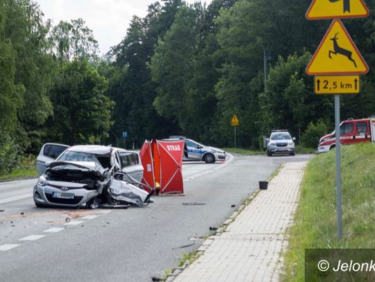 Śmiertelny wypadek w Piechowicach. Zginął 76-letni kierowca