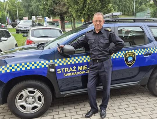 Straż Miejska wróciła do Świeradowa. Już działa i ma nowy samochód