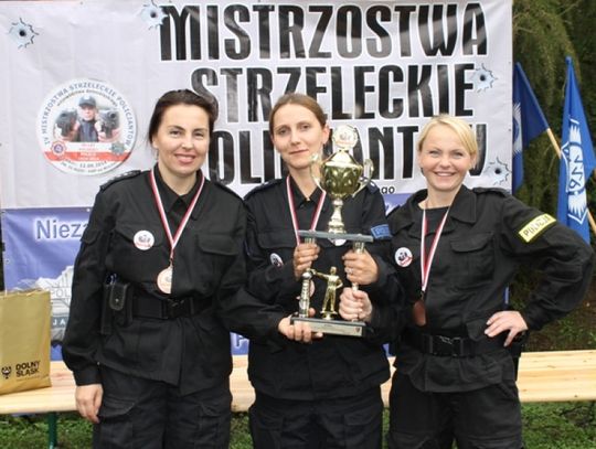 Sukces drużyny lubańskich policjantek