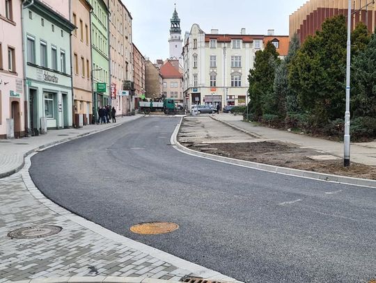 Tkacka, Mikołaja i Graniczna na finiszu