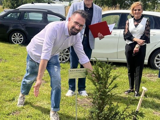 Tłumy na Henrykach mimo deszczu. Drugi dzień pełen atrakcji i koncertów