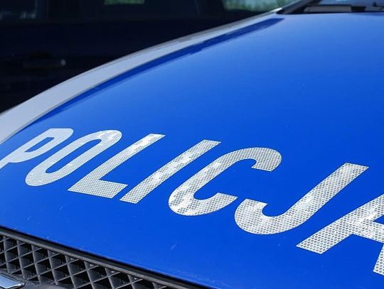 Uciekał przed policją, po zatrzymaniu znieważył funkcjonariuszy