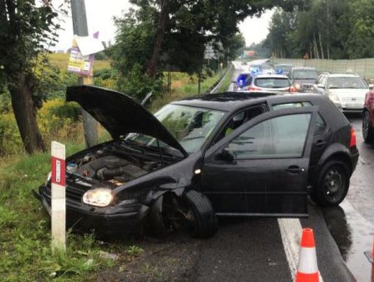 Ukradł auto w powiecie lubańskim i uciekał przed policją