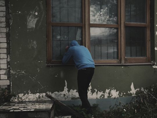 Ukradli trzy busy z piekarni
