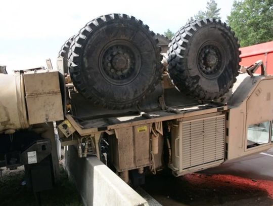 Wypadek Amerykanów na autostradzie A18