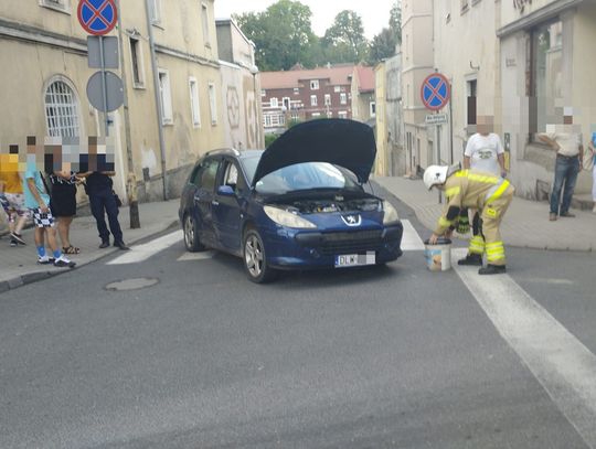 Wypadek w centrum Gryfowa Śląskiego. Wymuszenie na STOP-ie