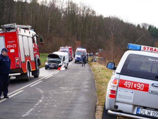 Wypadek we Wleniu. Droga w kierunku Jeleniej Góry zablokowana