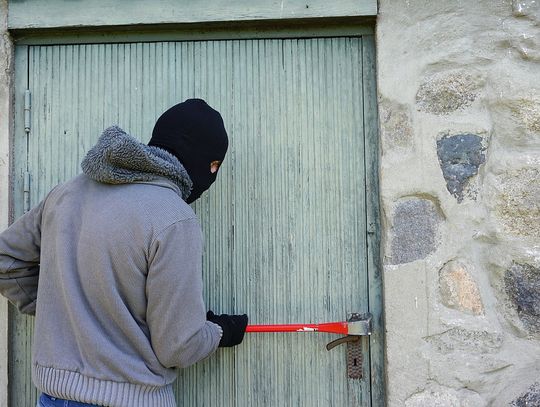 Zadbajmy o bezpieczeństwo podczas przedświątecznych zakupów