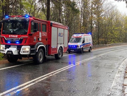 Zakręt Śmierci. Lekkomyślny mężczyzna spadł z wysokości 3 metrów