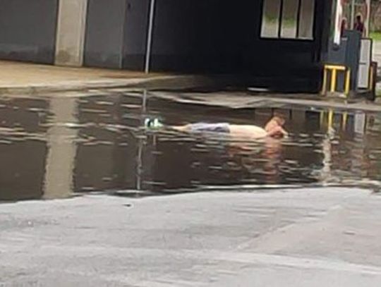 Zalane drogi jak place zabaw